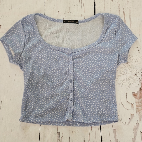 Hespersus Women's Blue and White Floral Crop Top Size Small - Picture 1 of 4